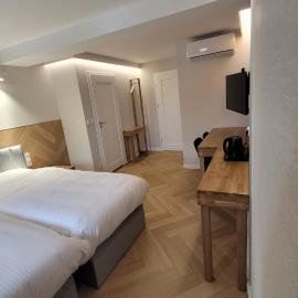 Hotel & Restauracja Wróblewscy,位于Karniewo的酒店