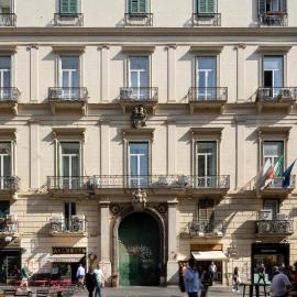 Napolit'amo Hotel Principe，位于那不勒斯的酒店