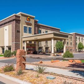 Comfort Suites Kanab National Park Area，位于卡纳布的酒店