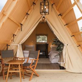 Mia Glamping，位于Orissaare的酒店