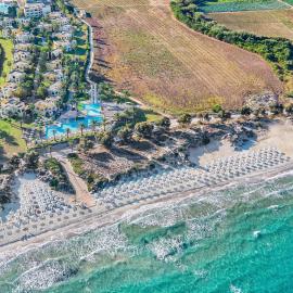 Grecotel Casa Paradiso，位于马尔马里的酒店