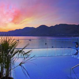 Hotel Cavtat，位于察夫塔特的酒店