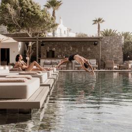 Enigma Mykonos Hideaway Suites，位于奥诺斯的酒店