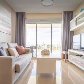 CASA AMANECER 1ªLinea de Playa Familiar，位于奥罗佩萨德尔马的酒店
