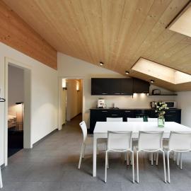 Luna Elk Home，位于伦克的酒店