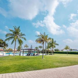 Hamdan Plaza Hotel Salalah, an HTG Hotel，位于塞拉莱的酒店