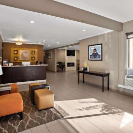 Comfort Inn Lacey - Olympia，位于莱西的酒店