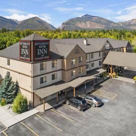 Bitterroot River Inn and Conference Center,位于Hamilton的酒店