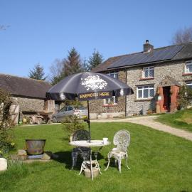 Five Saints Farmhouse B&B，位于Pumpsaint的酒店