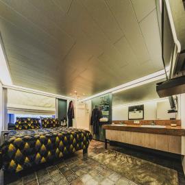 BeautyD GREY ROOM centrum GULLEGEM KORTRIJK，位于韦弗尔海姆的酒店
