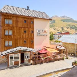 Hotel Base Camp Lodge - Les 2 Alpes,位于莱德萨阿尔卑斯的酒店