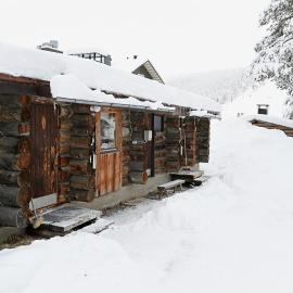Classic Log Cabin Ski-in Ski-out，位于列维的酒店