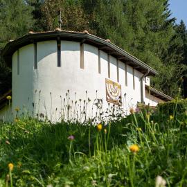 Landhaus Leonhard，位于埃尼亚的酒店