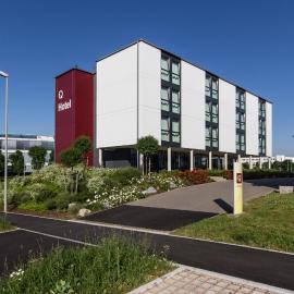 iQ-Hotel Ulm，位于乌尔姆的酒店