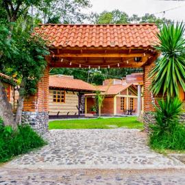 Cabañas del Bosque，位于圣米格尔雷格拉的酒店