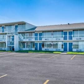 Studio 6 Rosenberg TX，位于罗森伯格的酒店