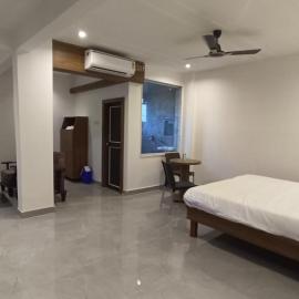 HOTEL GRAND RESIDENCY，位于Dive的酒店