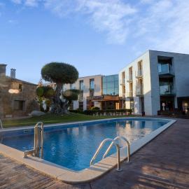 Hotel & Spa Golden Barcelona，位于巴尔罗马内斯的酒店