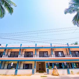 Darsy Residency and beach cottages，位于阿贡达的酒店