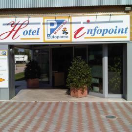 Hotel Santa Giulia，位于卡斯泰内多洛的酒店