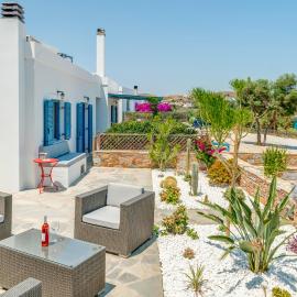 Villa Maria Fabrika Syros，位于瓦里的酒店