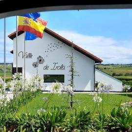 APARTAMENTOS VALLE DE IROLA，位于卢安科的酒店