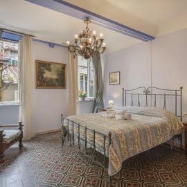 Rooms Corte Delle Uova Centro Storico Piazza San Michele，位于卢卡的酒店