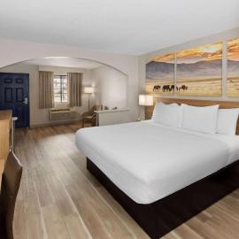 Days Inn by Wyndham Oklahoma City，位于爱德蒙的酒店