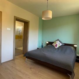 Buongiorno Apartman，位于Szálka的酒店