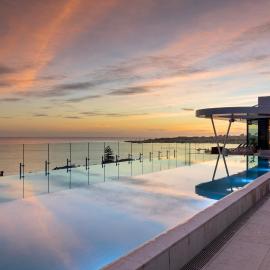 EVOLUTION Cascais-Estoril Hotel，位于埃斯托利尔的酒店