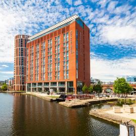 DoubleTree by Hilton Leeds，位于利兹的酒店