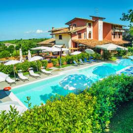 Hotel Il Castello,位于波佐伦戈的酒店