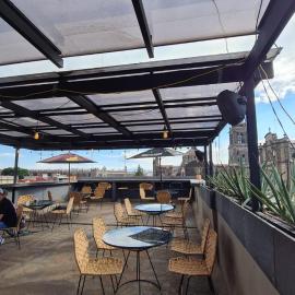 Straw Hat Hostel & Rooftop Bar CDMX