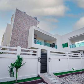 RESIDENCE MH SERVICES Cotonou，位于科托努的酒店