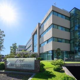 Orfeo Suites Cordoba,位于科尔多瓦的酒店