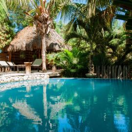 Kimbas Bungalows Mancora，位于曼克拉的酒店
