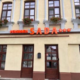 Pensiunea SADA，位于弗格拉什的酒店