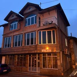 Stan na dan - Foča，位于福查的酒店