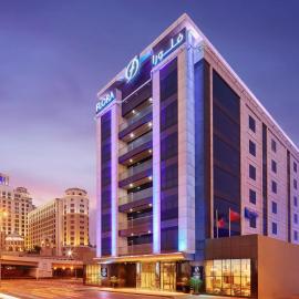 Flora Al Barsha Hotel At The Mall,位于迪拜的酒店