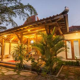 Pendopo Perwitasari，位于日惹的酒店
