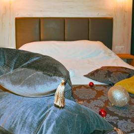 Logis Clermotel - Hôtel & Restaurant，位于阿涅尔兹的酒店