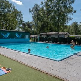 Recreatiepark de Wrange，位于多廷赫姆的酒店