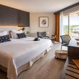 Hôtel Valdys Thalasso & Spa - les Pins，位于圣让-德蒙的酒店