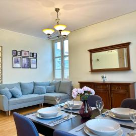 Apartament z widokiem na stary rynek，位于威赫罗伏的酒店