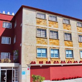 Hotel Xacobeo，位于Outeiro的酒店