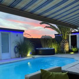 Studio Piscine Pa Ni Pwoblem，位于维特罗勒的酒店