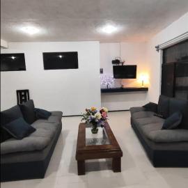 Bonito departamento，位于莫雷利亚的酒店