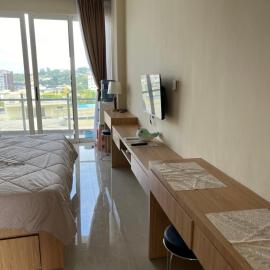 Apartment Thamrin City Nagoya，位于Jodoh的酒店