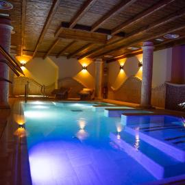 Hotel Spa Viña Real,位于阿雷瓦洛的酒店