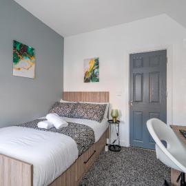 *Rb12s* For your most relaxed & Cosy stay + Free Parking + Free Fast WiFi *